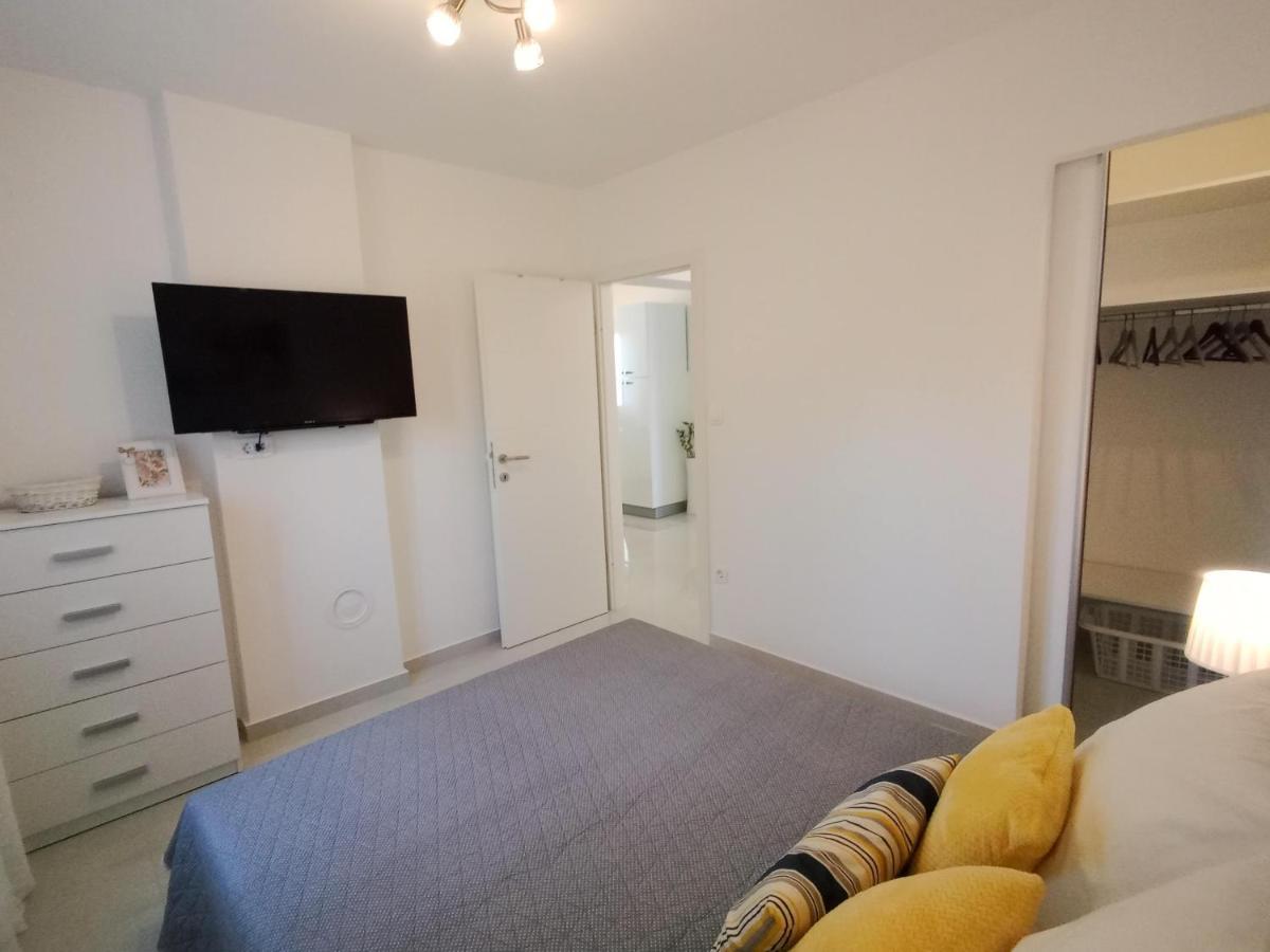 Petra Modern Apartment With Free Parking And Bbq ซาดาร์ ภายนอก รูปภาพ